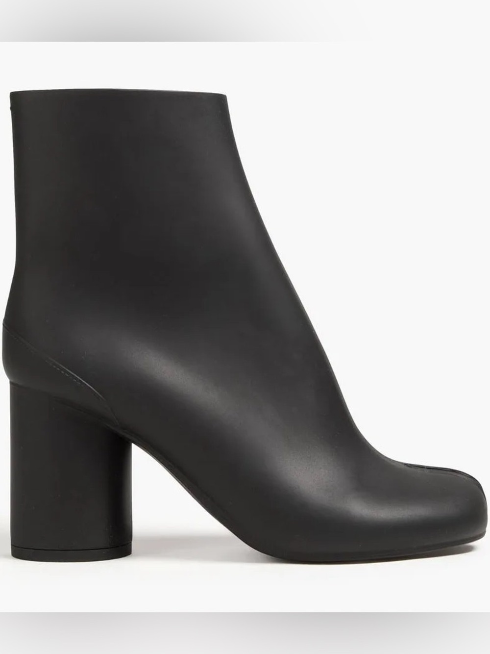 NIB Maison Martin Margiela Black tabi rubber Ankle Boots